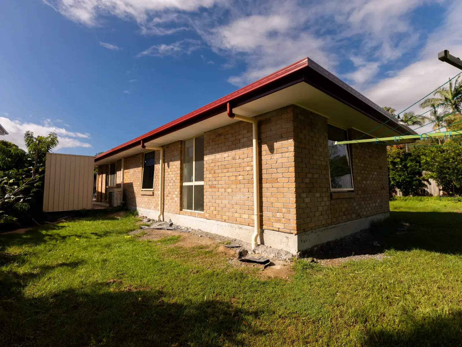 Original brick home in Alexandra Hills Brisbane before house extension began