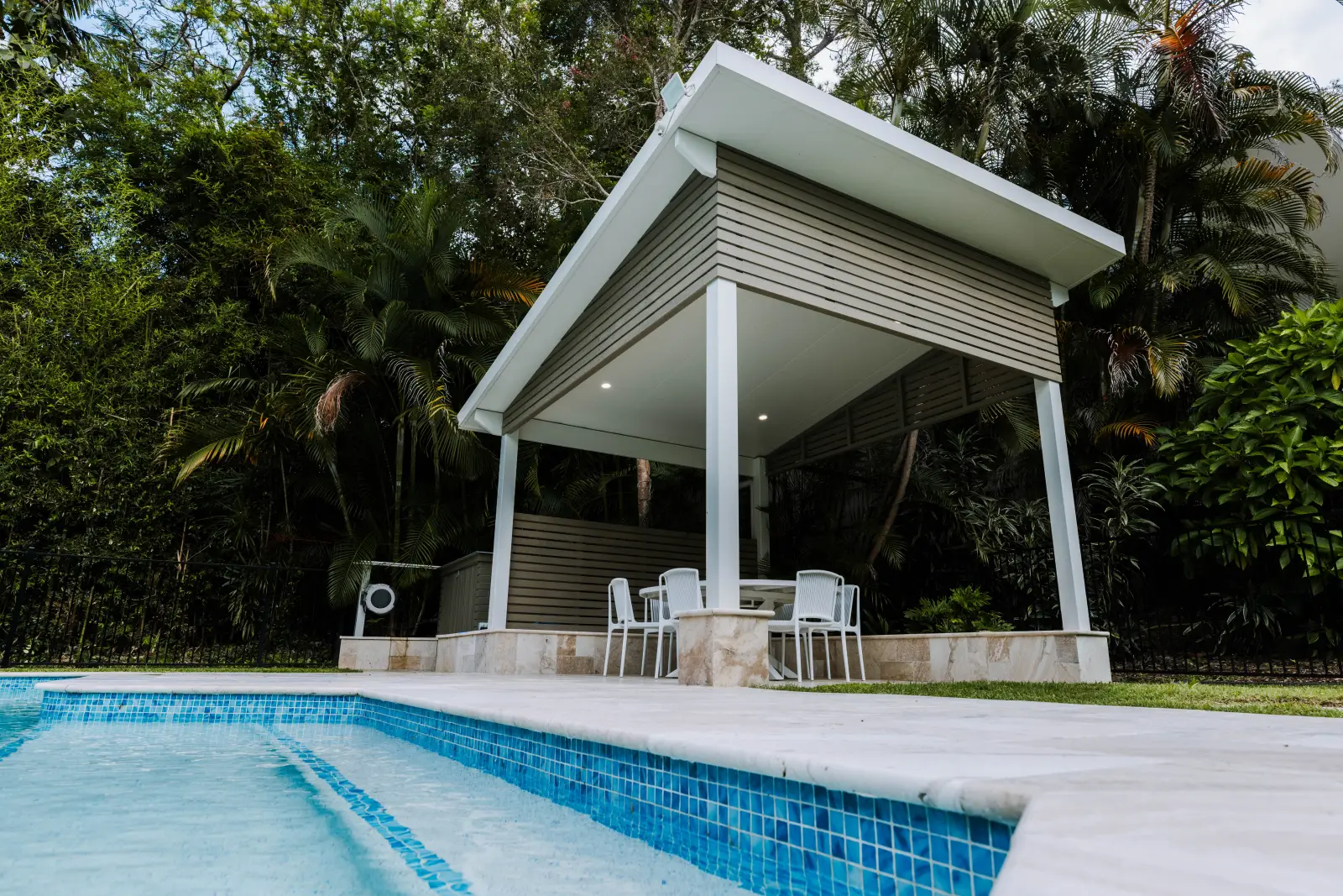 Completed outdoor entertaining pavilion and pool by Farr Constructions, Brisbane